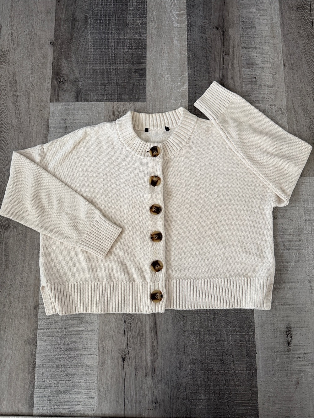 QUINCE Cream Cropped Button-Front Cardigan with Tortoiseshell Buttons